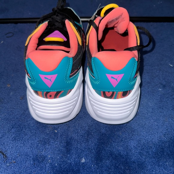 WMNS Puma TRC Mira Lava - 'Puma Black' Size 9 - Picture 4 of 6